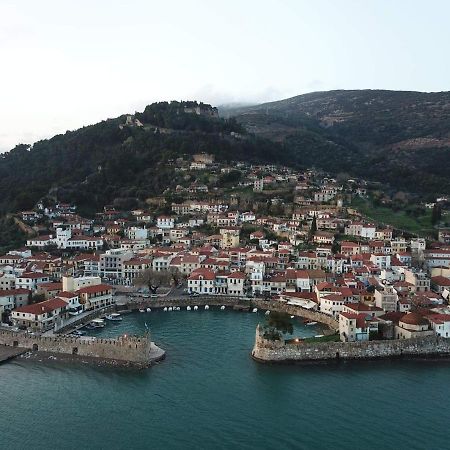 Ecco Apartments I Nafpaktos Exteriör bild